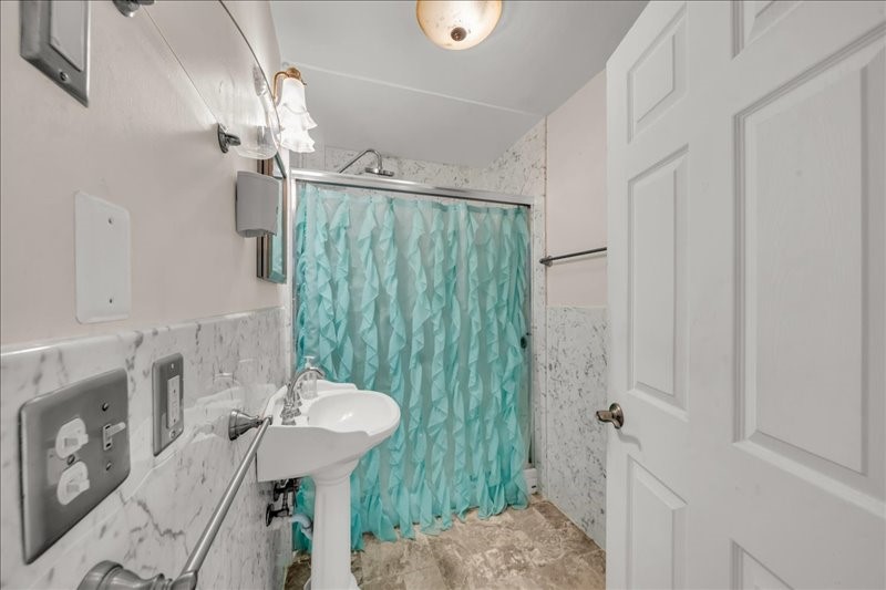 476 Echo Road Vestal, NY 13850 - Photo 17 of 19