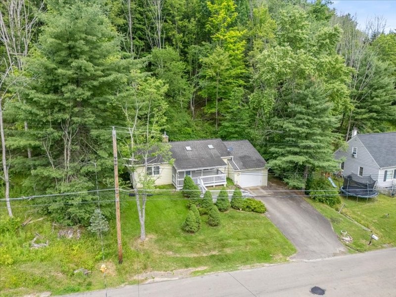 476 Echo Road Vestal, NY 13850 - Photo 3 of 19