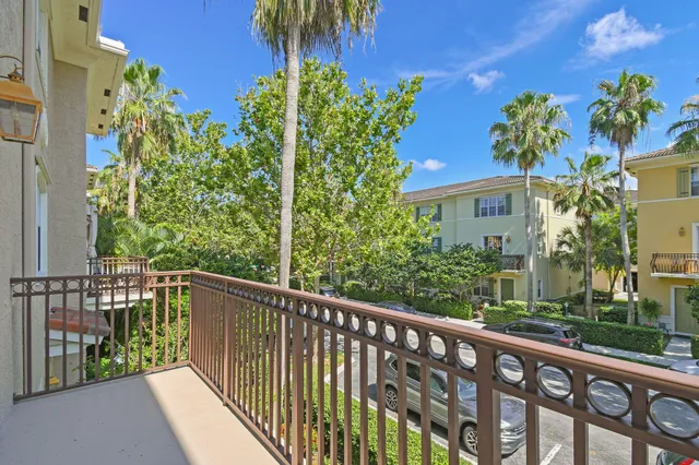 $3,500 | 109 Osceola Lane, Jupiter, FL 33458