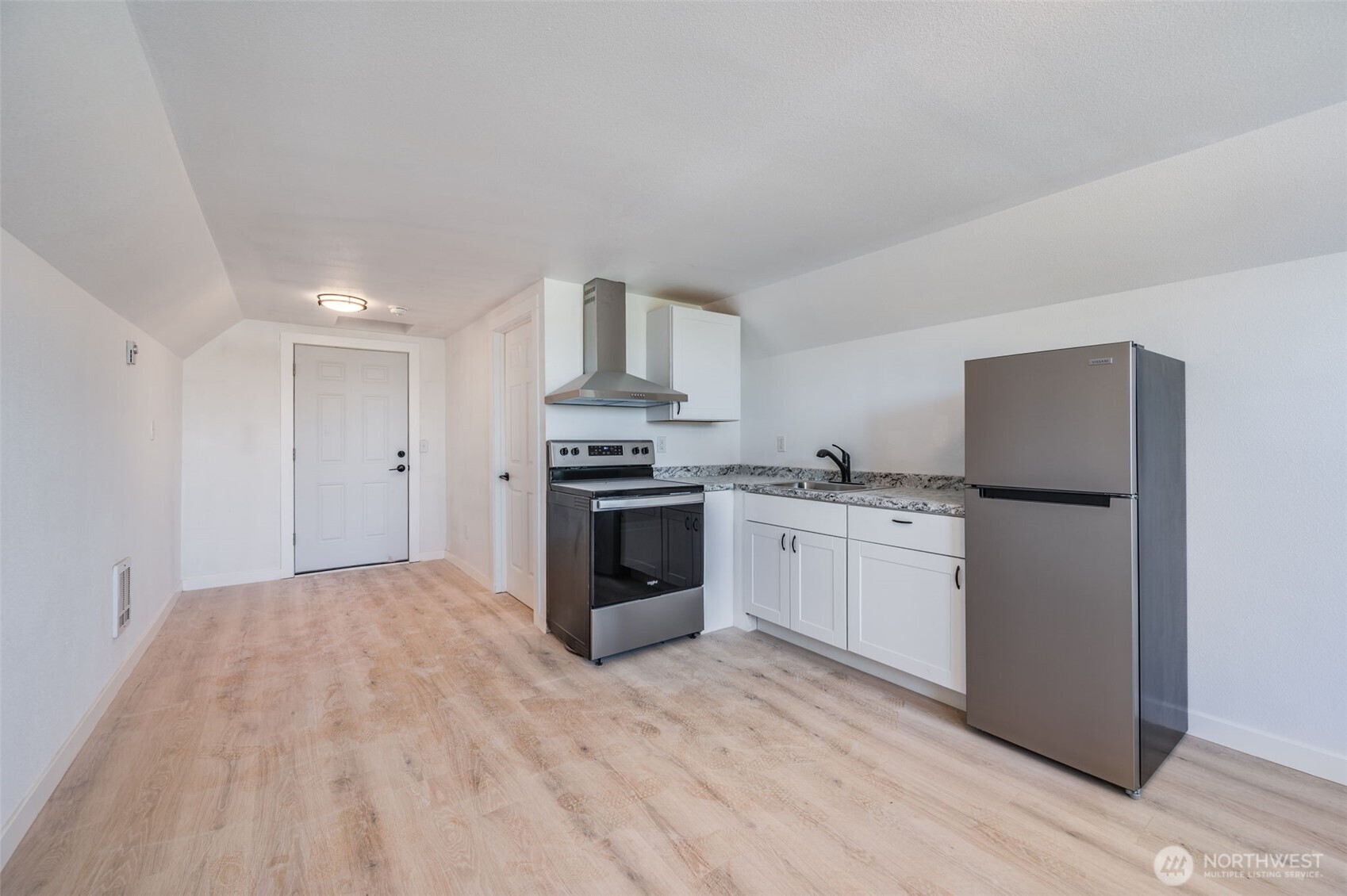 1012 9th Street Bremerton, WA 98337 - Photo 11 of 26