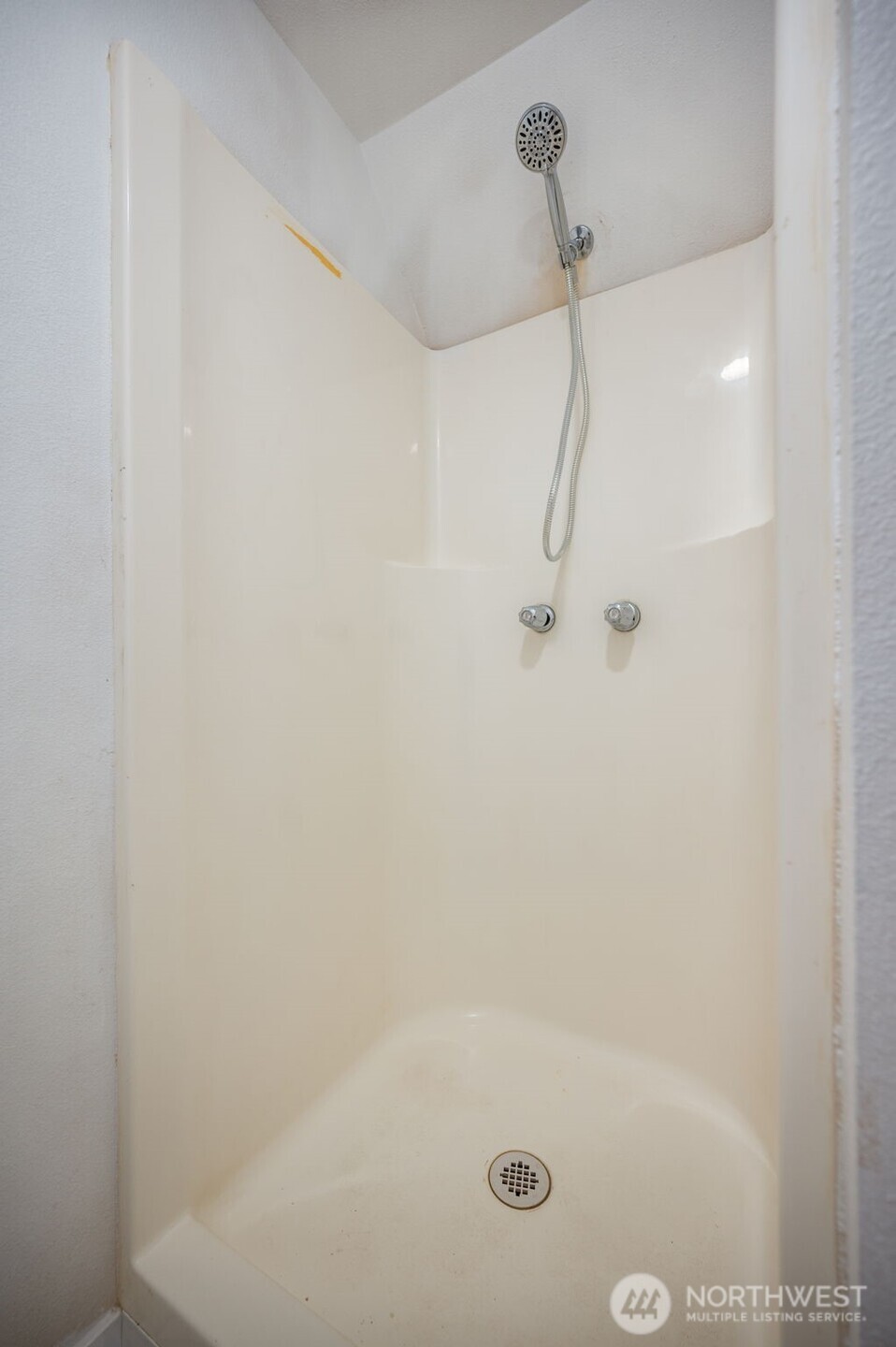 1012 9th Street Bremerton, WA 98337 - Photo 18 of 26