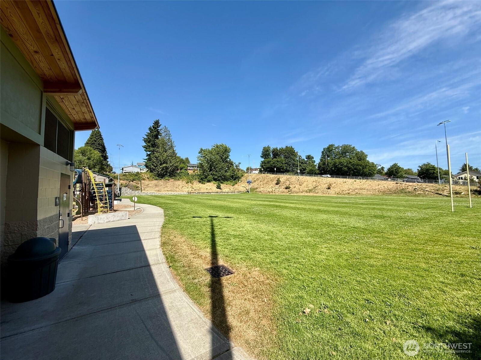 1012 9th Street Bremerton, WA 98337 - Photo 22 of 26