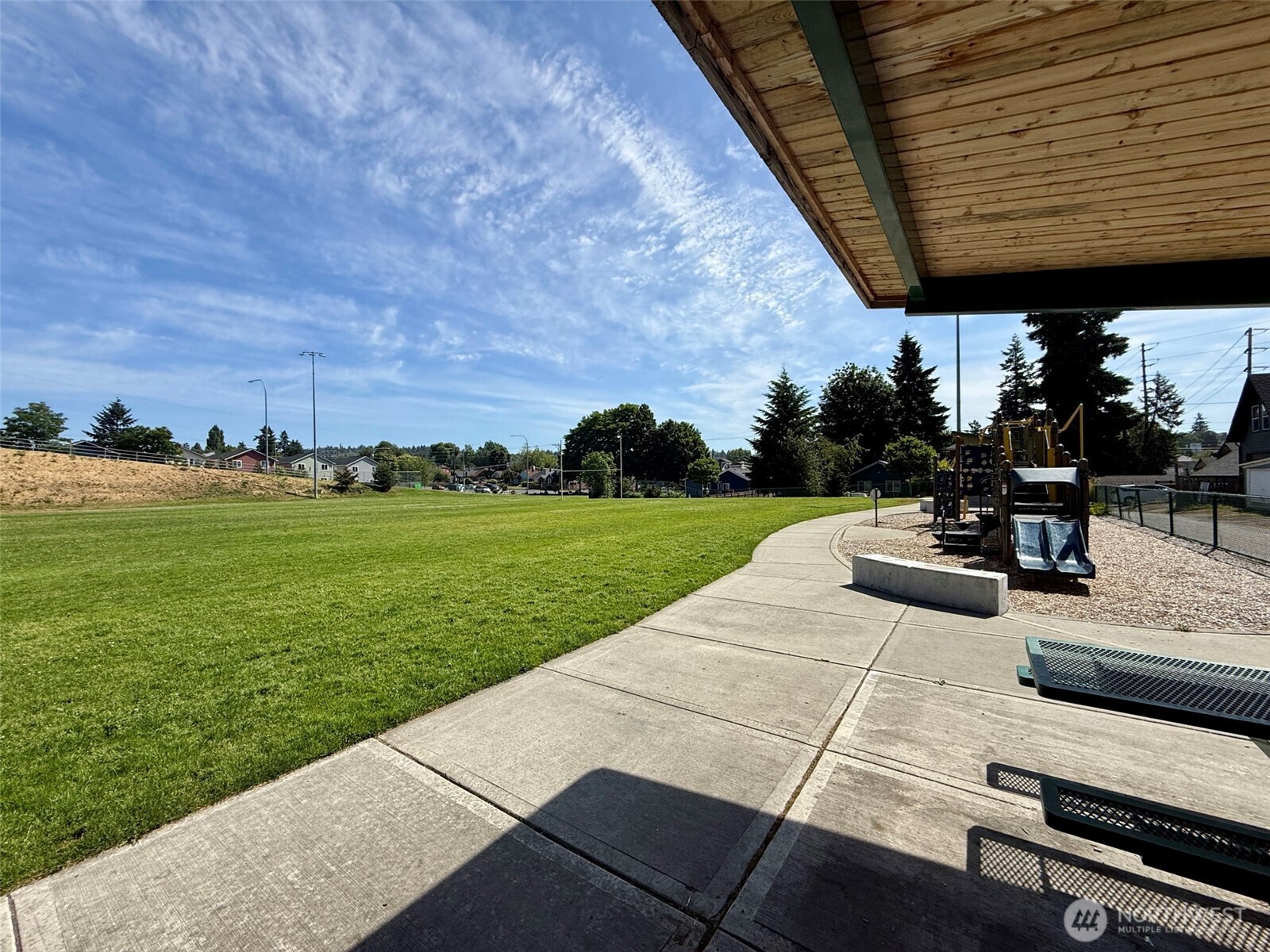 1012 9th Street Bremerton, WA 98337 - Photo 24 of 26