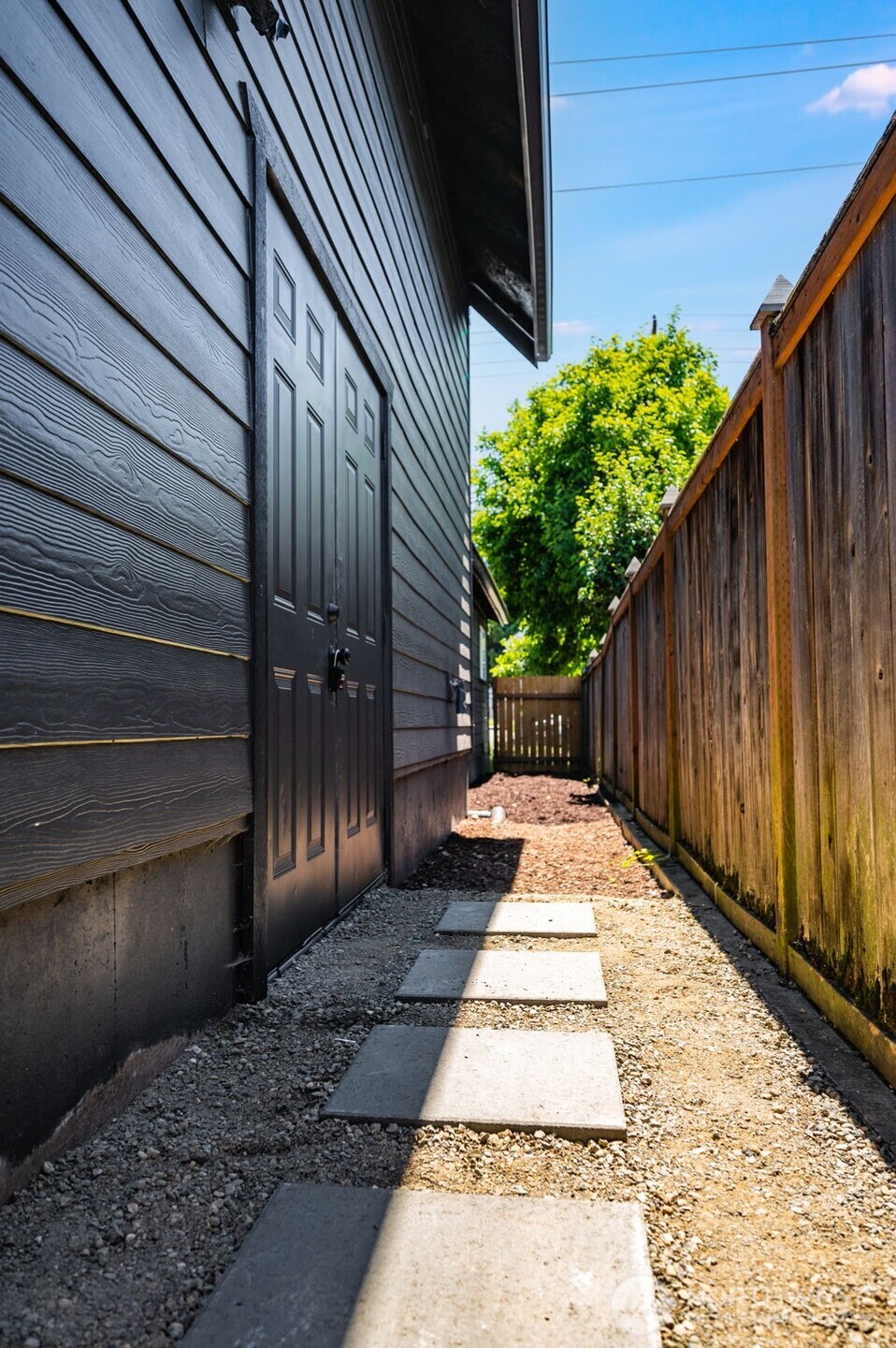 1012 9th Street Bremerton, WA 98337 - Photo 4 of 26