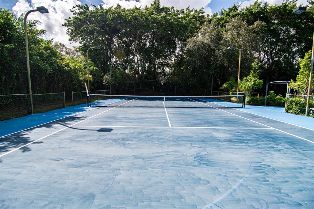 8208 Twin Lake Drive Boca Raton, FL 33496 - Photo 35 of 53 a view of basketball court