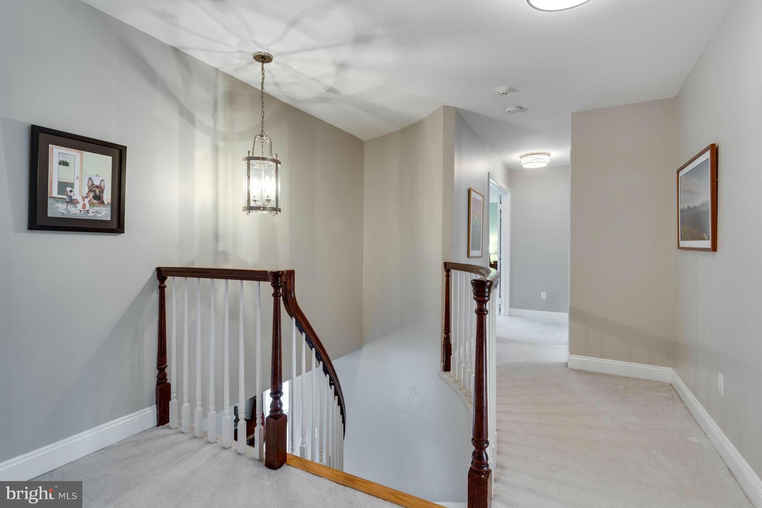 730 Ridge Drive McLean, VA 22101 - Photo 14 of 29 Upper Landing