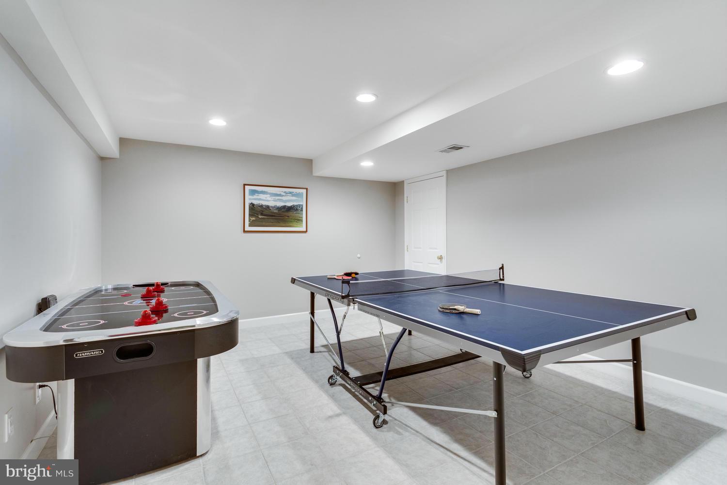 730 Ridge Drive McLean, VA 22101 - Photo 26 of 29 Game Room