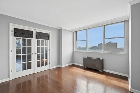 $549,797 | 6040 Boulevard East, Unit 21G, West New York, NJ 07093