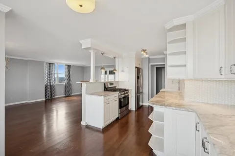 $549,797 | 6040 Boulevard East, Unit 21G, West New York, NJ 07093