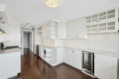 $549,797 | 6040 Boulevard East, Unit 21G, West New York, NJ 07093