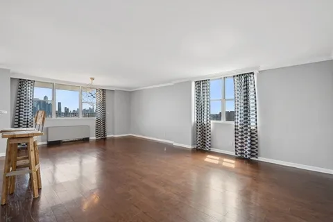 $549,797 | 6040 Boulevard East, Unit 21G, West New York, NJ 07093