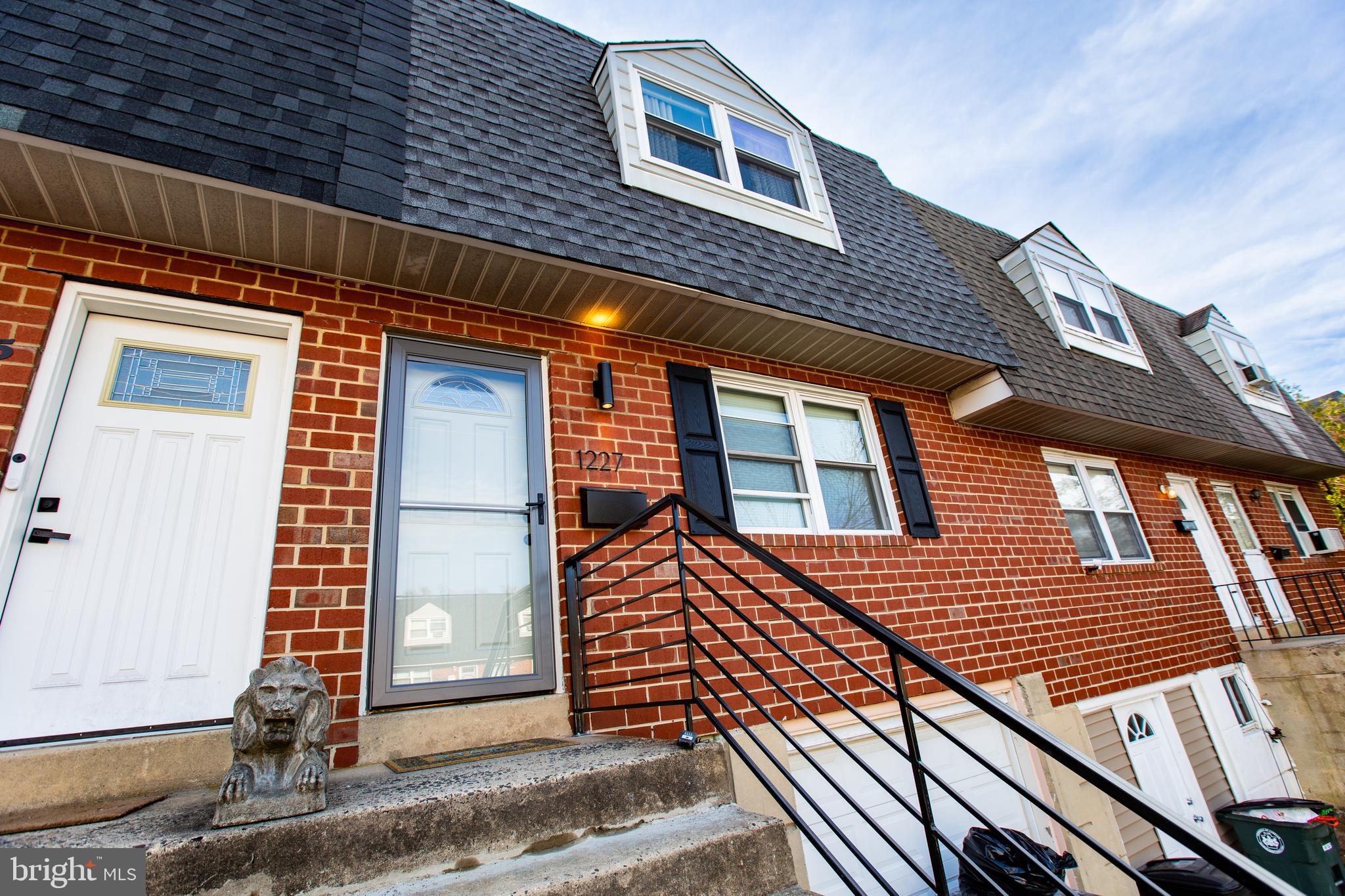 1227 Rainer Road Brookhaven, PA 19015 - Photo 4 of 14