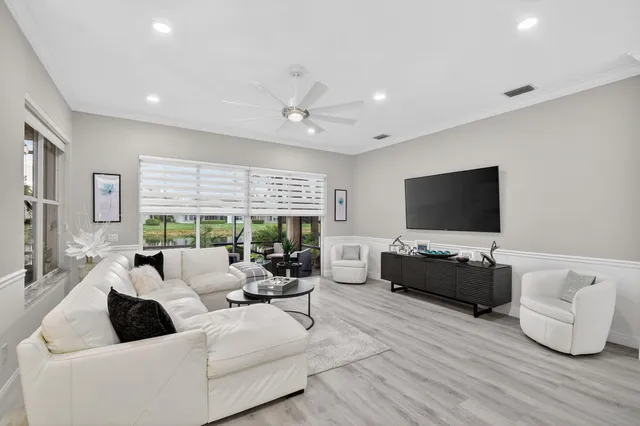 $684,900 | 7821 Kingsley Palm Terrace, Lake Worth, FL 33467