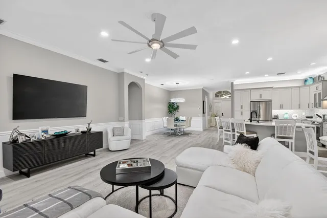 $684,900 | 7821 Kingsley Palm Terrace, Lake Worth, FL 33467