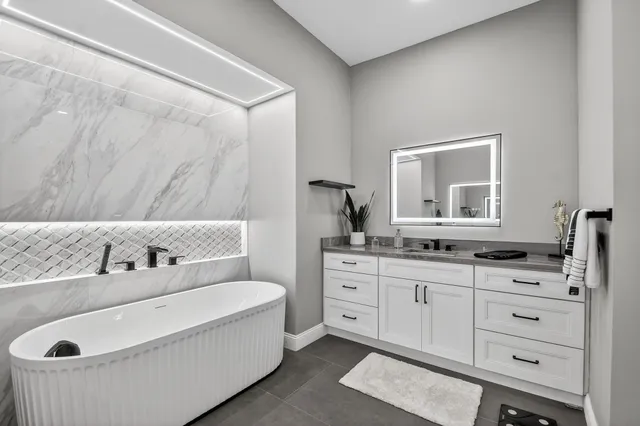 $684,900 | 7821 Kingsley Palm Terrace, Lake Worth, FL 33467