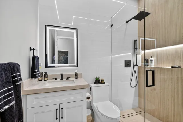 $684,900 | 7821 Kingsley Palm Terrace, Lake Worth, FL 33467