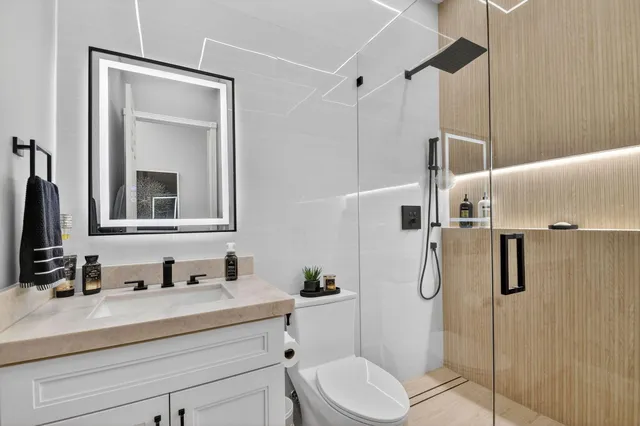 $684,900 | 7821 Kingsley Palm Terrace, Lake Worth, FL 33467