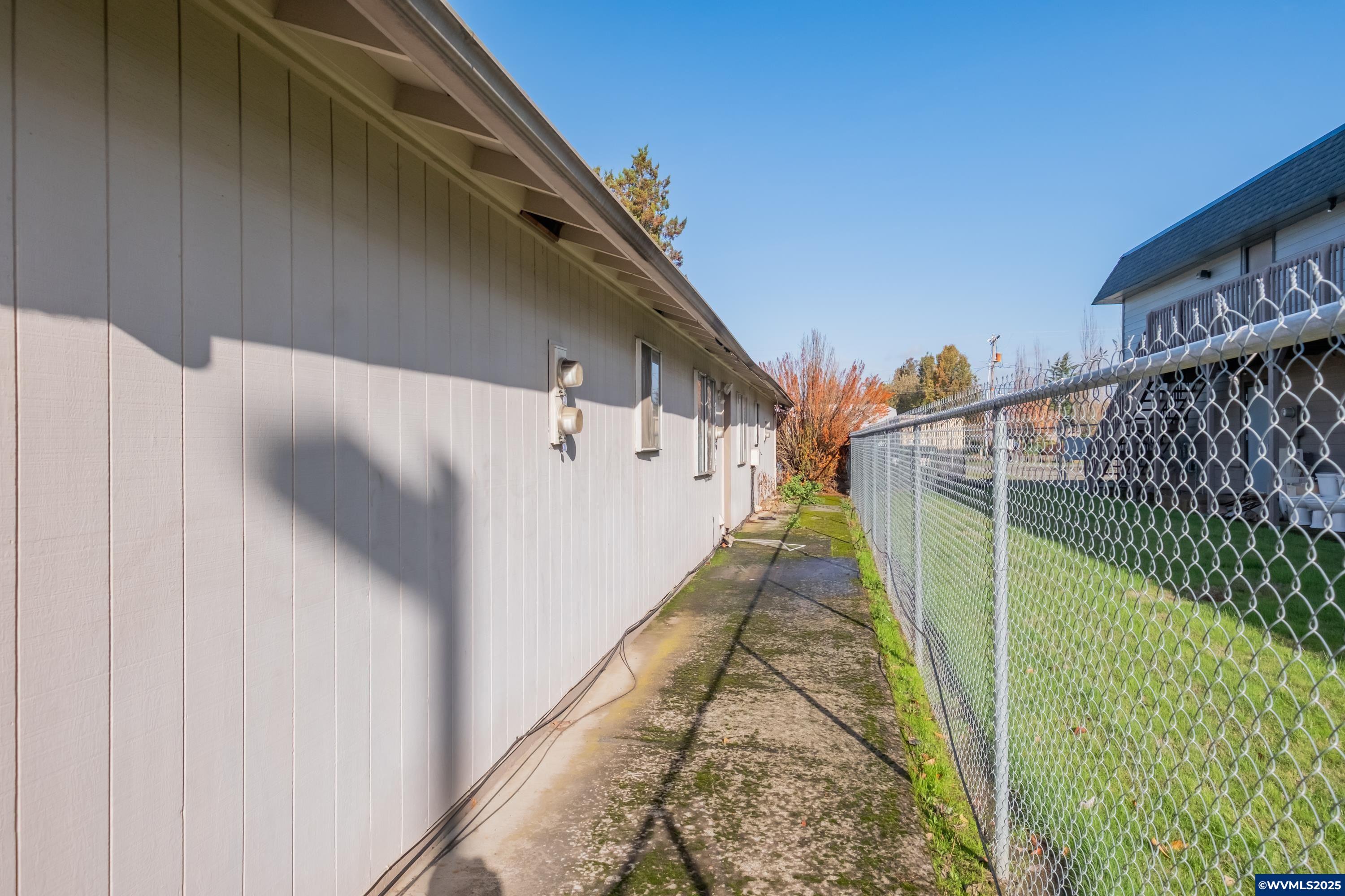 3928 Auburn Road Northeast Salem, OR 97301 - Photo 36 of 45