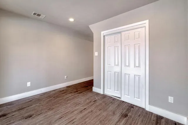 $179,000 | 935 La Posada Drive, Unit 212, Austin, TX 78752