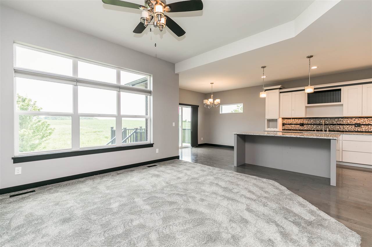 3114 Falcon View Road Southwest Cedar Rapids, IA 52404 - Photo 5 of 25 Gallery Image 5
