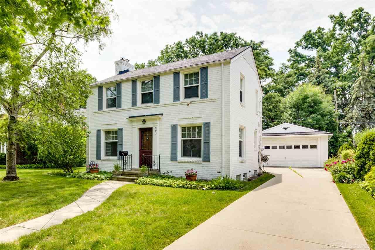 993 Hawthorne Road Grosse Pointe, MI 48236 - Photo 29 of 29 31323353-28.JPG