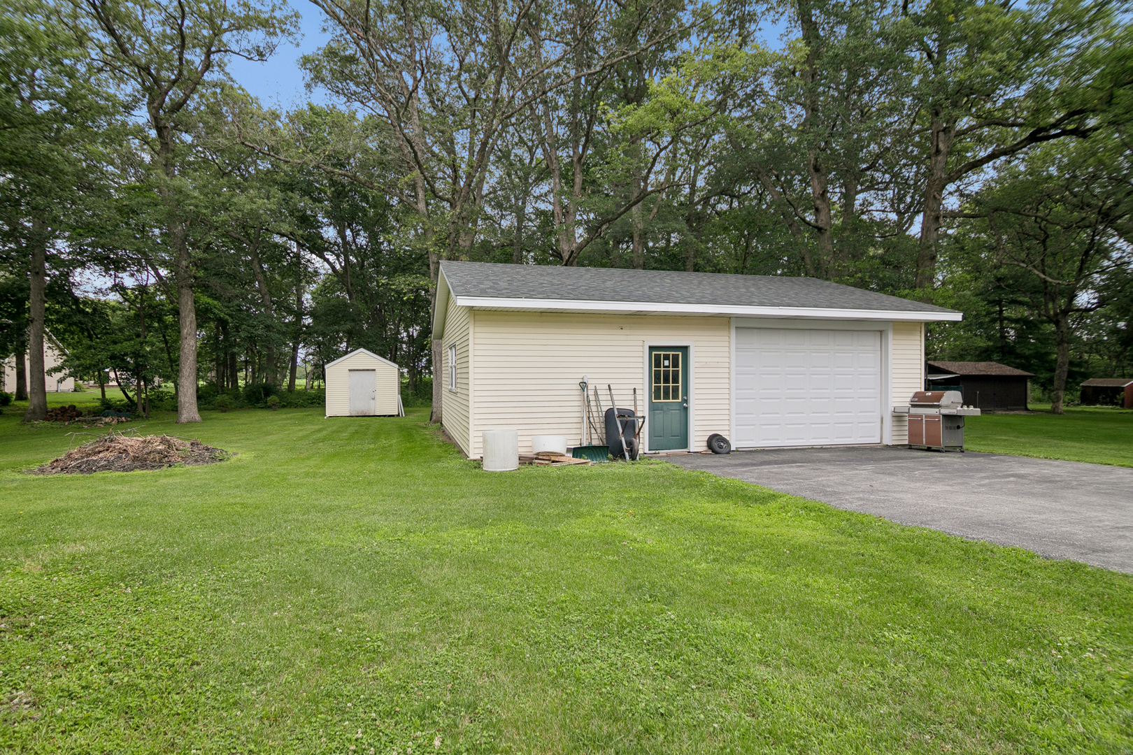 2445 North 5000 Road West Kankakee, IL 60901 - Photo 23 of 24