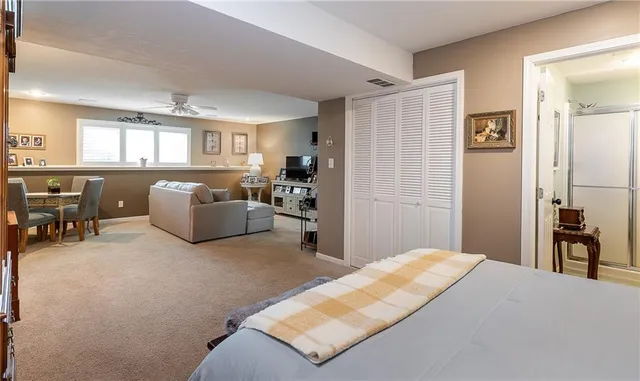 $475,000 | 7203 Northwest Eastside Drive, Weatherby Lake, MO 64152