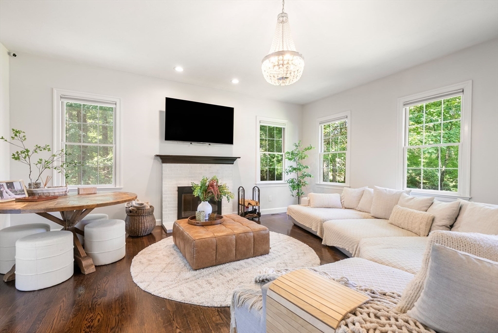 23 Falcon Ridge Drive Hopkinton, MA 01748 - Photo 13 of 42