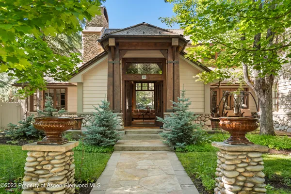 $17,900,000 | 721 West North Street, Aspen, CO 81611