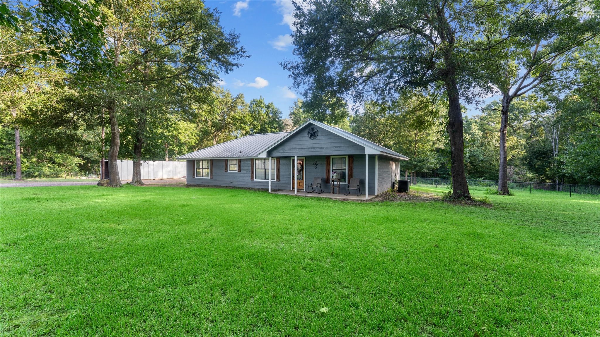 23346 Henson Road Montgomery, TX 77356 - Photo 1 of 32 Gallery Image 1
