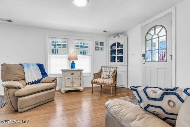 $2,000 | 123 16th Avenue, Belmar, NJ 07719