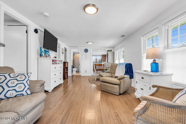 $2,000 | 123 16th Avenue, Belmar, NJ 07719