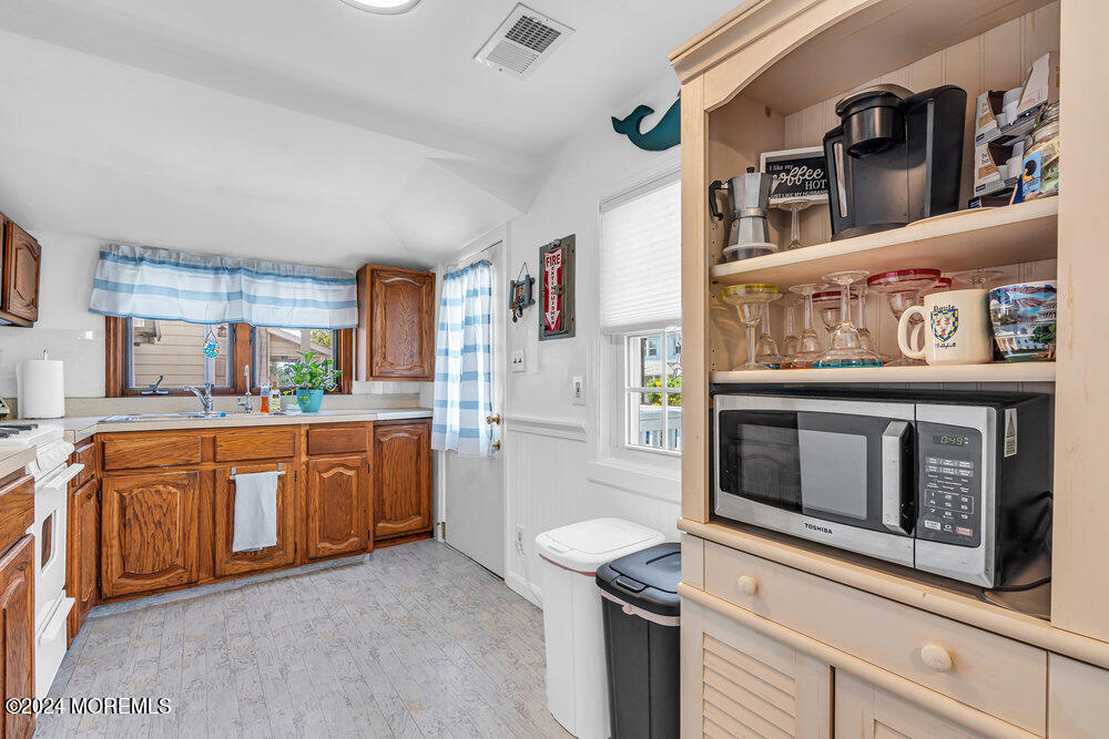 123 16th Avenue Belmar, NJ 07719 - Photo 9 of 30 011_dsc02647_794