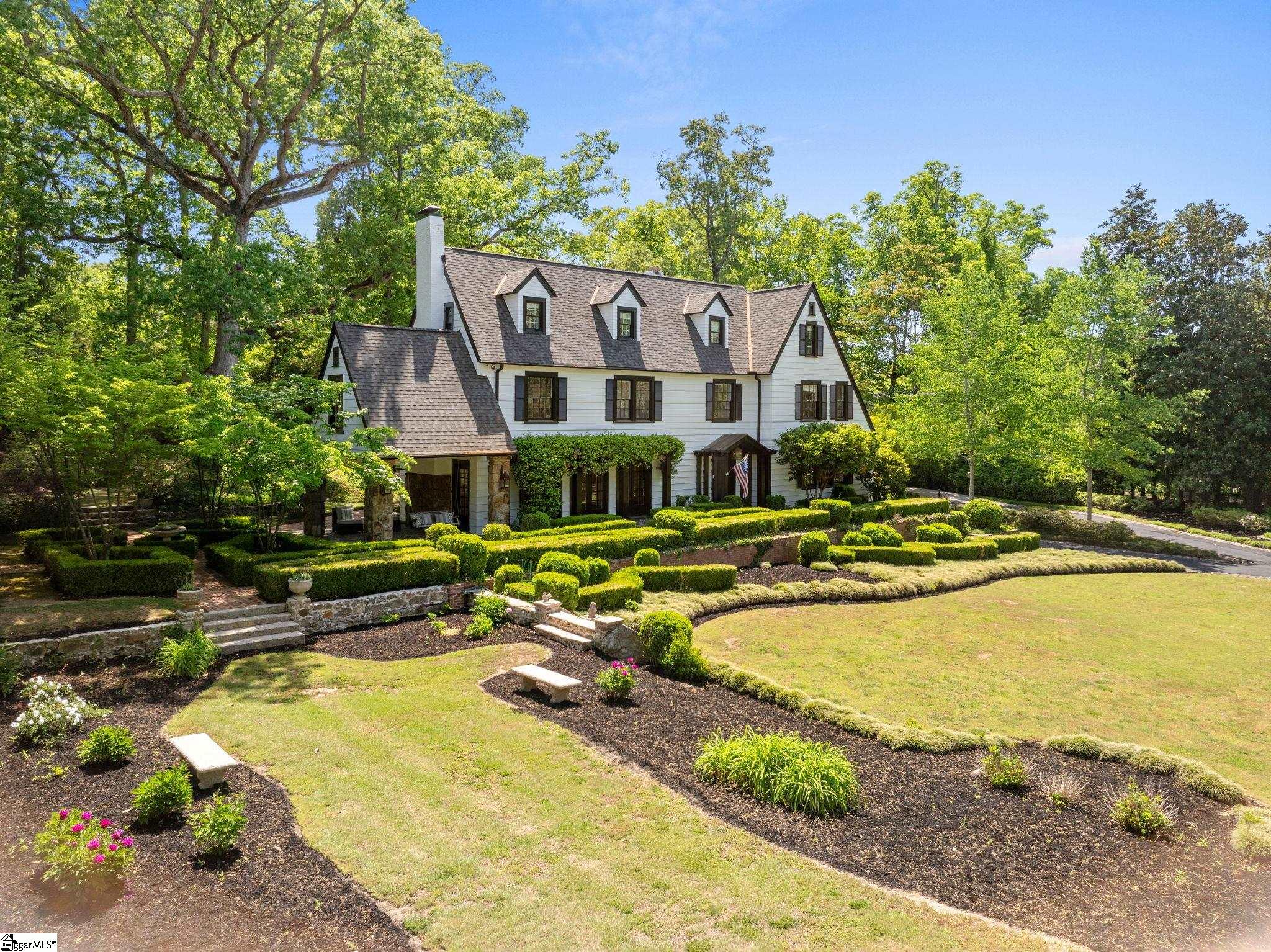 22 Bennett Street Greenville, SC 29601 - Photo 2 of 50