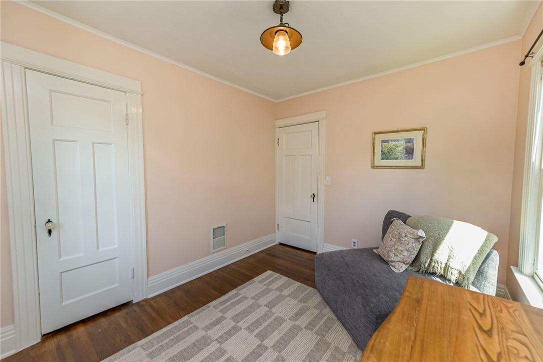 107 Parkside Avenue Rochester, NY 14609 - Photo 26 of 37