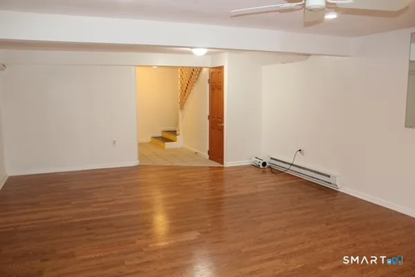 $2,300 | Undisclosed Address, East Lyme, CT 06333