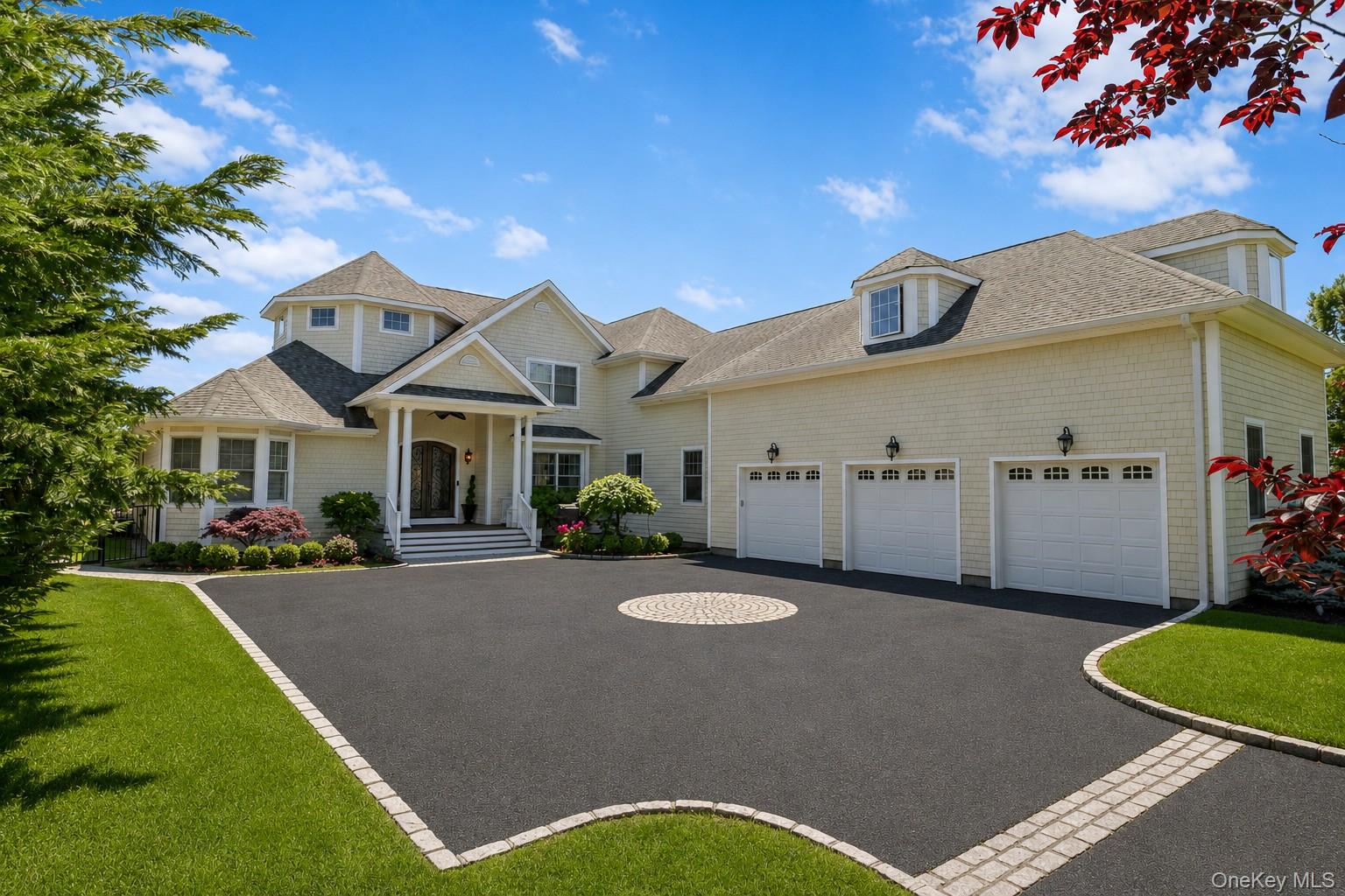 65 West Bayberry Road Islip, NY 11751 - Photo 7 of 44