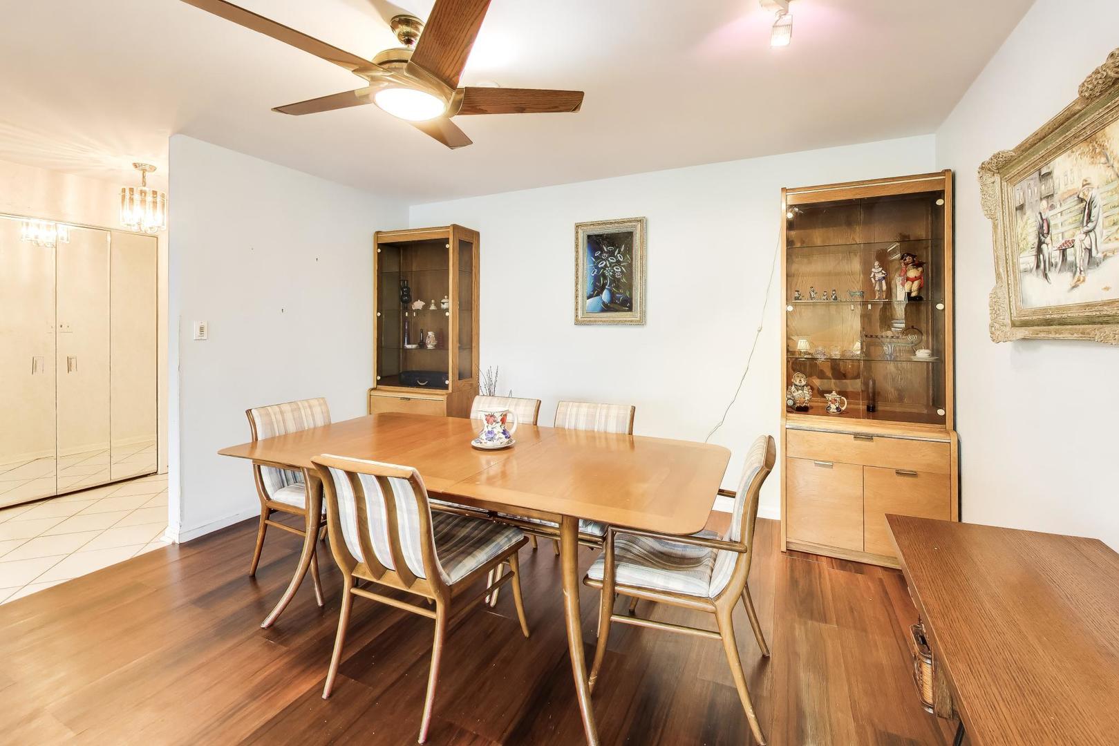 9558 Gross Point Road, Unit A605 Skokie, IL 60076 - Photo 8 of 24