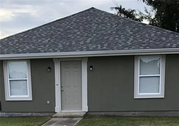 $1,350 | 3324 Shangri-La Drive, Chalmette, LA 70043