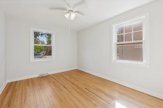 $389,000 | 1500 Bristol Avenue, Westchester, IL 60154