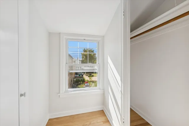 $389,000 | 1500 Bristol Avenue, Westchester, IL 60154