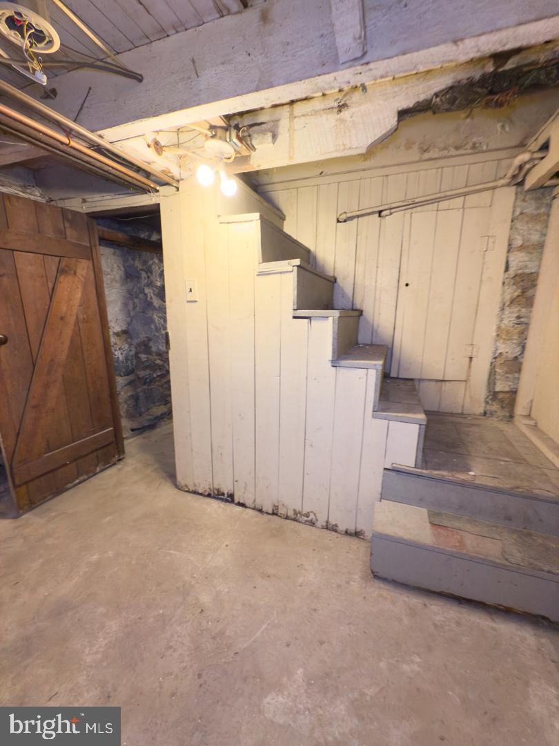 3539 Roland Avenue Baltimore, MD 21211 - Photo 23 of 34