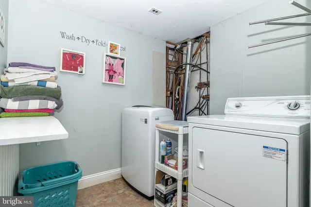 $689,999 | 98 Nantucket Trail, Medford, NJ 08055