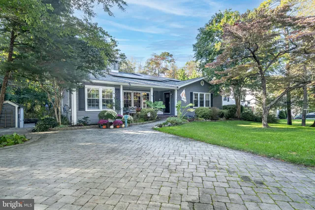 $689,999 | 98 Nantucket Trail, Medford, NJ 08055