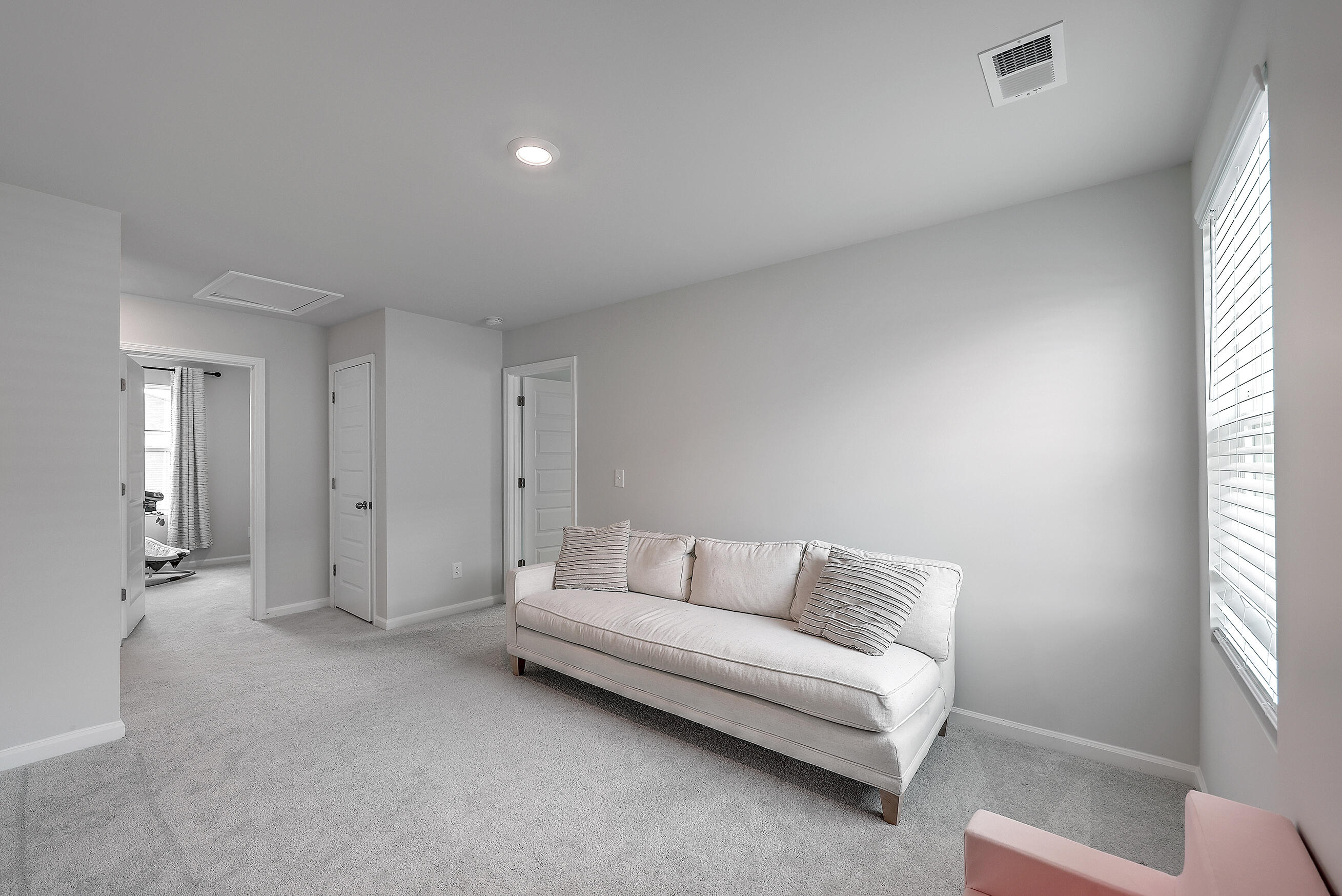 608 Spanish Wells Road Summerville, SC 29486 - Photo 17 of 31 Loft