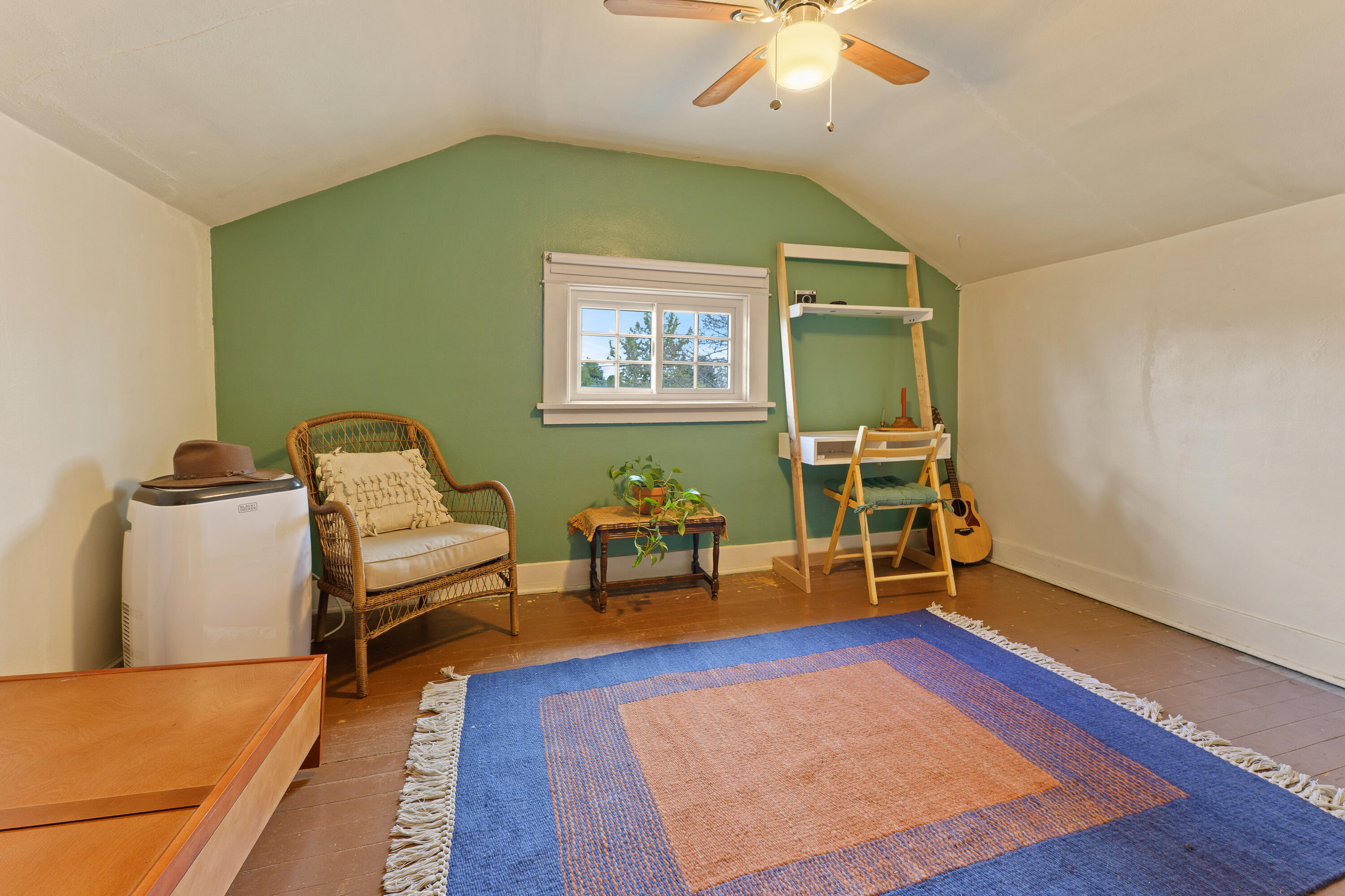 2185 Northeast Butler Market Road Bend, OR 97701 - Photo 21 of 39 DSC04659