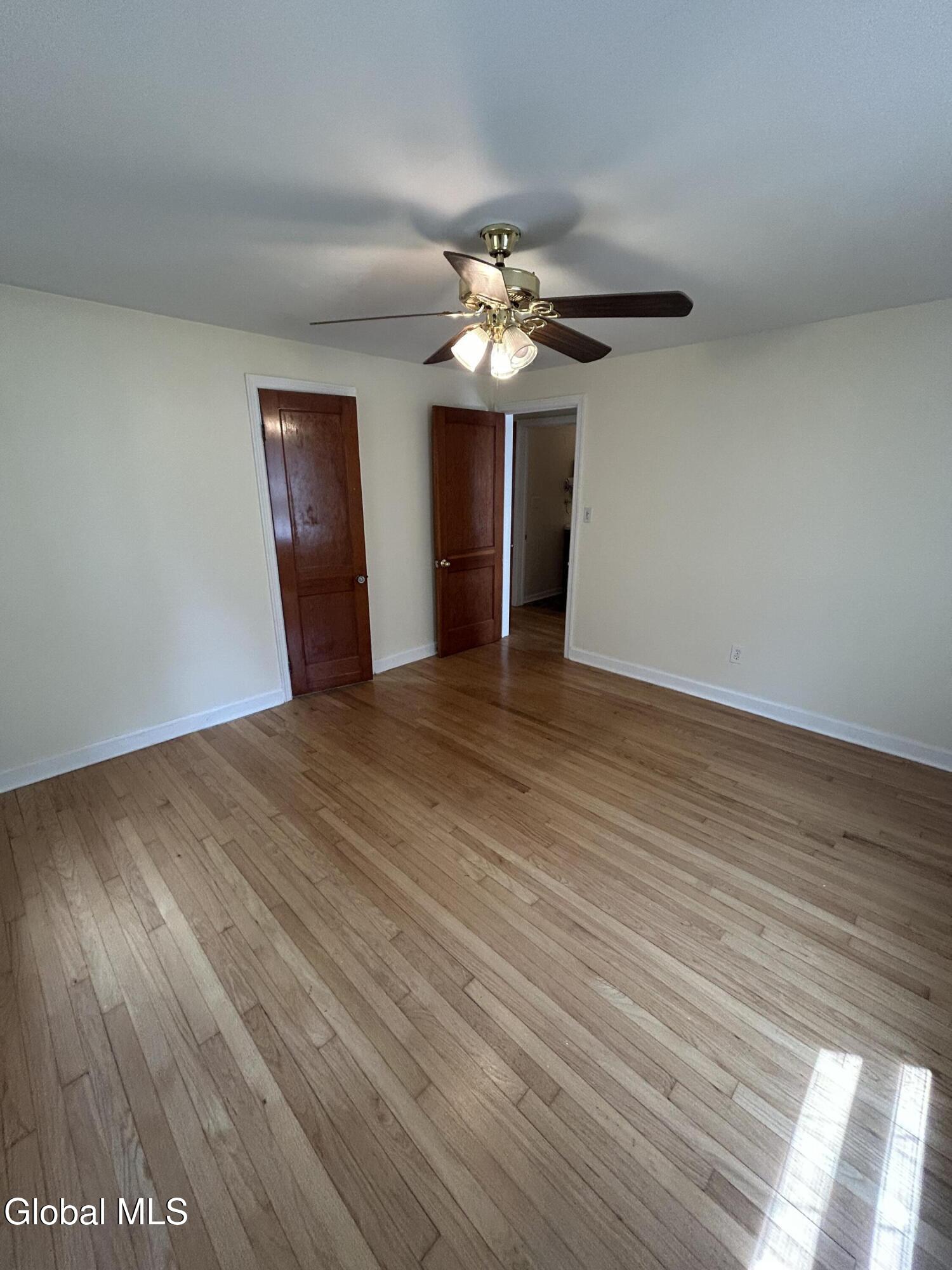 17 Pinewood Road Guilderland, NY 12084 - Photo 10 of 15 image10