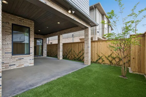$1,200,000 | 5528 Ellsworth Avenue, Dallas, TX 75206