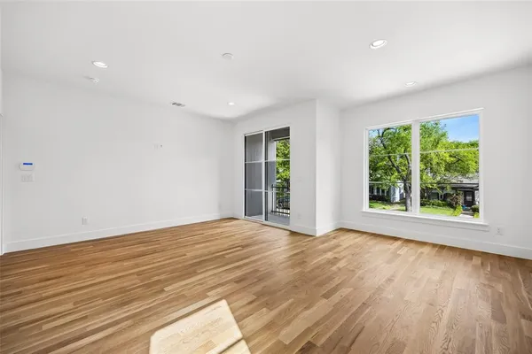 $1,200,000 | 5528 Ellsworth Avenue, Dallas, TX 75206