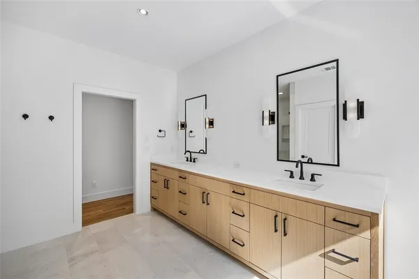$1,200,000 | 5528 Ellsworth Avenue, Dallas, TX 75206